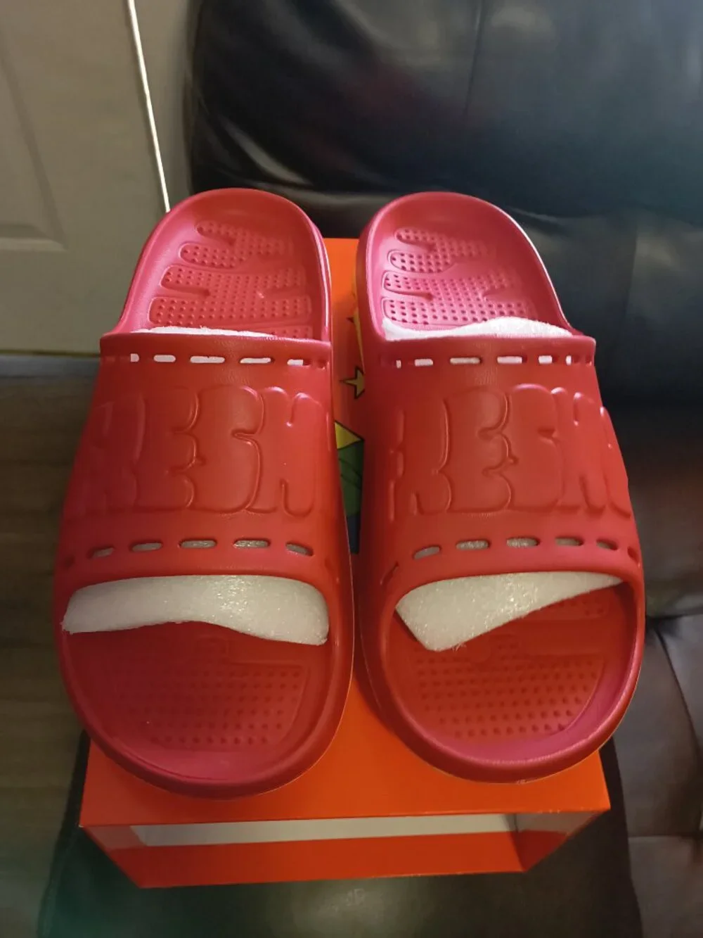 Cali Slides Mens Size 13 (retail $55 non negotiable)